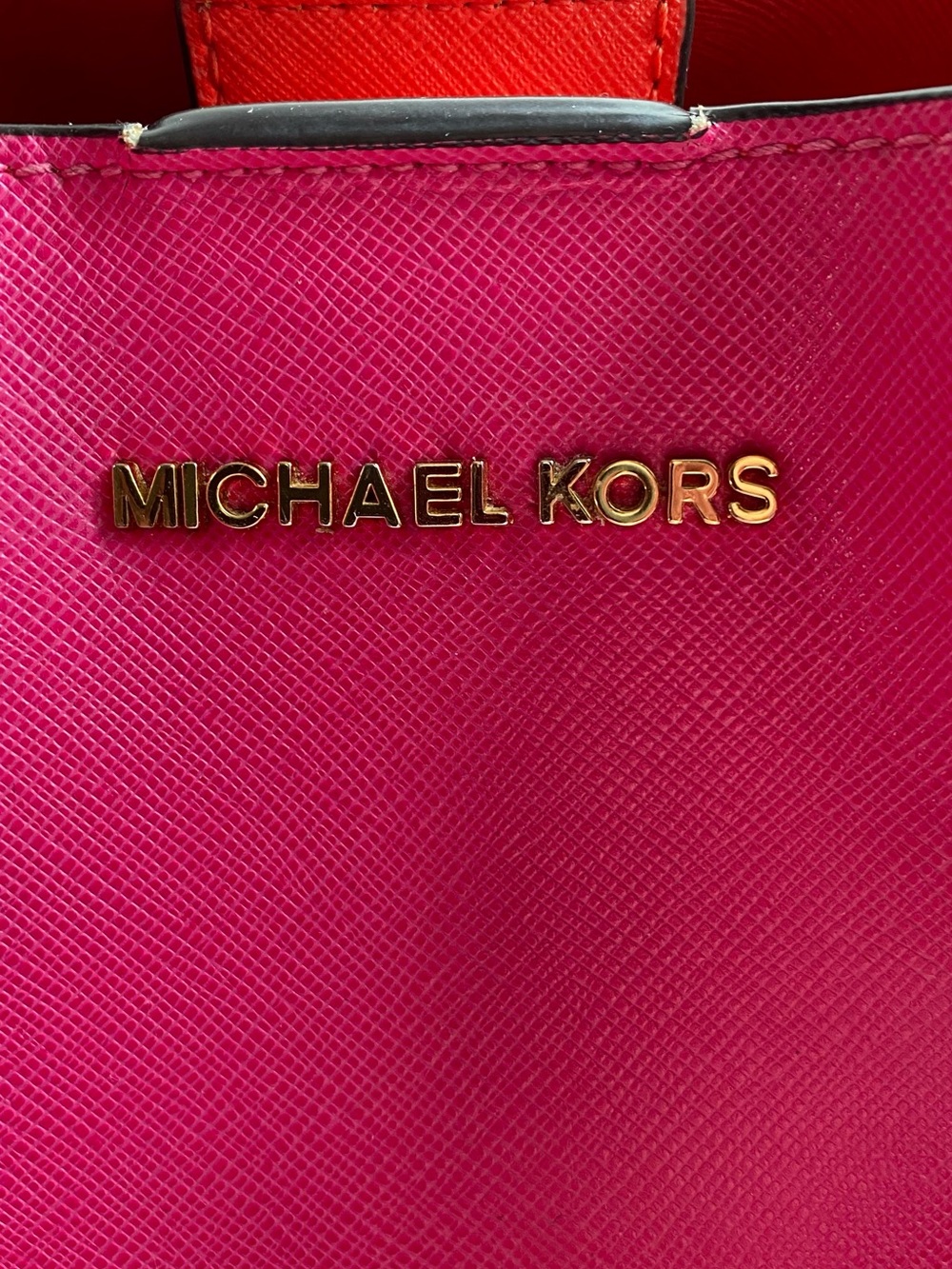 Michael Kors Fuchsia Saffiano Leather Bag - Picture 3 of 13